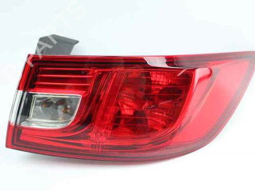 Used Right taillight RENAULT CLIO IV (BH_) 1.2 16V (73 hp) 19230721