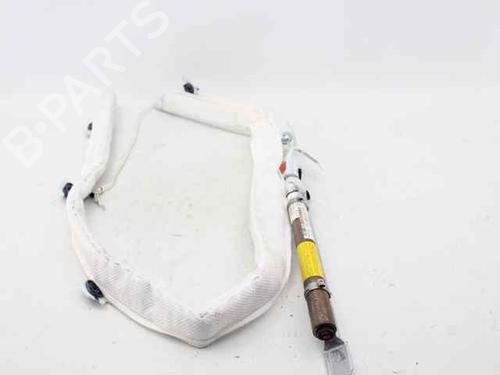 right-curtain-airbag-fiat-500l-351_-352_-2012-33059912 main image