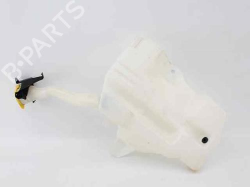 Used Windscreen washer tank FORD KUGA II (DM2) 1.5 TDCi (120 hp) 23120385