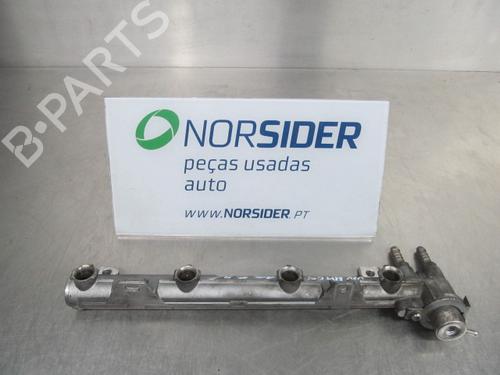 Used Injection rail VW GOLF IV (1J1) [1997-2008]  19194008