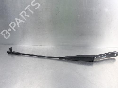 Used Front windshield wiper arm OPEL ASTRA H Estate (A04) 1.7 CDTI (L35) (101 hp) 19202289