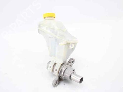 Used Brake master cylinder ALFA ROMEO MITO (955_) 1.3 MultiJet (955AXT1A) (84 hp) 22637958