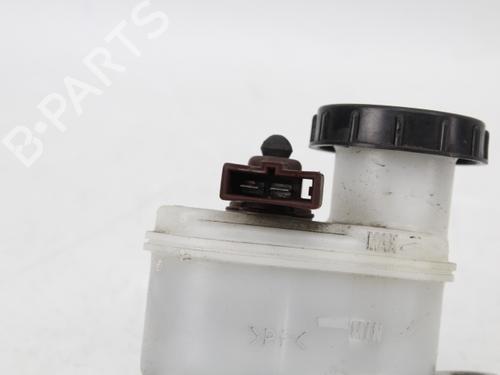 Brake master cylinder NISSAN ALMERA II (N16) 1.5 | BP19207240M77 