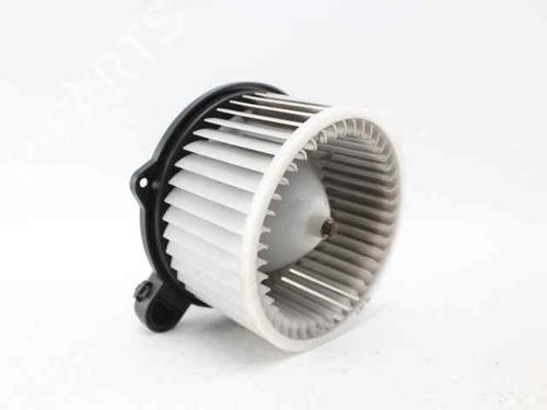 Used Heater blower motor Heater blower motor HYUNDAI i30 (PDE, PD, PDEN) 1.6 CRDi (110 hp) 36173835 36173835
