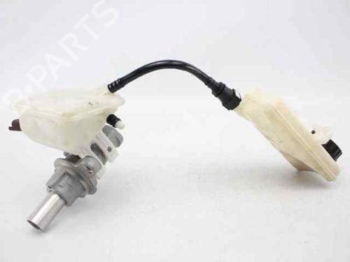 Used Brake master cylinder CITROËN C4 I (LC_) 1.6 HDi (90 hp) 19244103