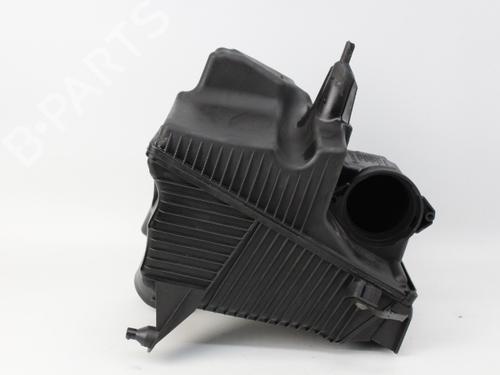 Used Air filter box RENAULT MEGANE II Estate (KM0/1_) 1.5 dCi (KM16, KM1E) (106 hp) 19204318
