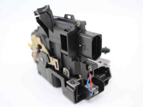 Front left lock AUDI A6 C5 Avant (4B5) 2.5 TDI | BP21373899C98 