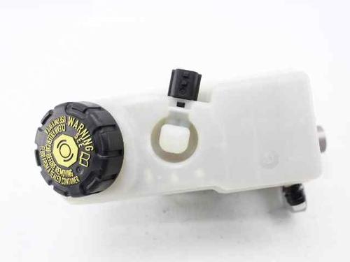 Brake master cylinder RENAULT CLIO IV Grandtour (KH_) 1.5 dCi 90 (KHN3, KHN4) | BP28504912M77