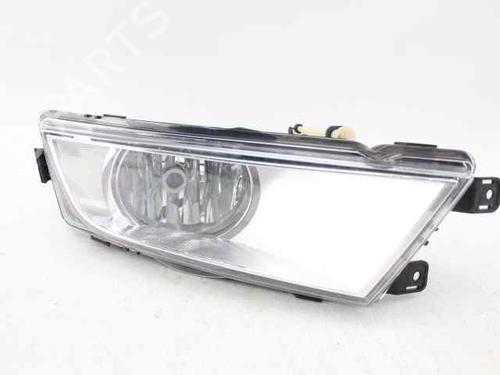 right-front-fog-light-skoda-octavia-iii-combi-5e5-5e6-2012-2013-2014-2015-2016-2017-2018-2019-2020-36173959 main image