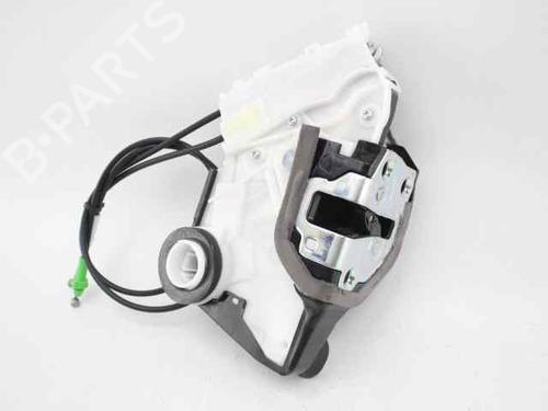 Used Front left lock TOYOTA YARIS (_P13_) 1.3 (NSP130_, NSP130) (99 hp) 19245272