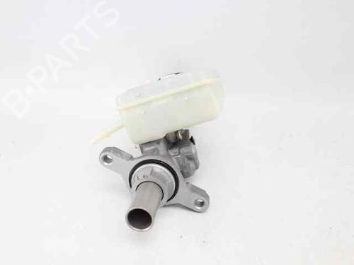 Used Brake master cylinder FORD FOCUS III Turnier [2010-2020]  33223202
