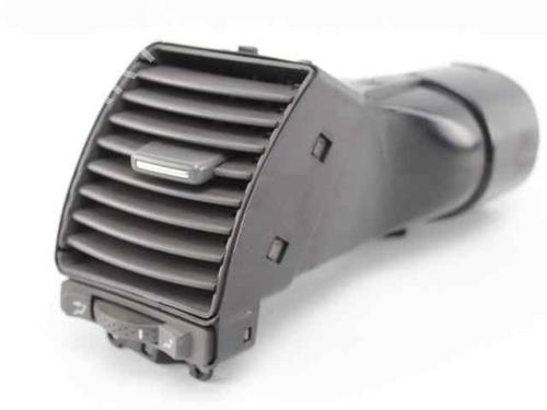 Used Air vent RENAULT LAGUNA II (BG0/1_) 1.9 dCi (BG08, BG0G) (120 hp) 19219432