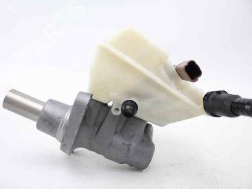Brake master cylinder PEUGEOT 3008 I MPV (0U_) 1.6 HDi | BP19243768M77