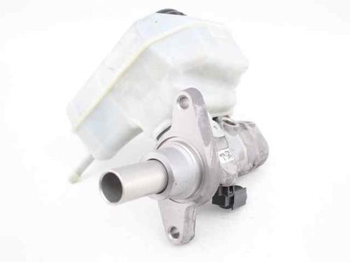Used Brake master cylinder VW PASSAT B6 (3C2) 1.6 TDI (105 hp) 21199690