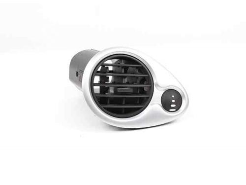 Used Air vent RENAULT CLIO III (BR0/1, CR0/1) 1.5 dCi (BR17, CR17) (86 hp) 19211735