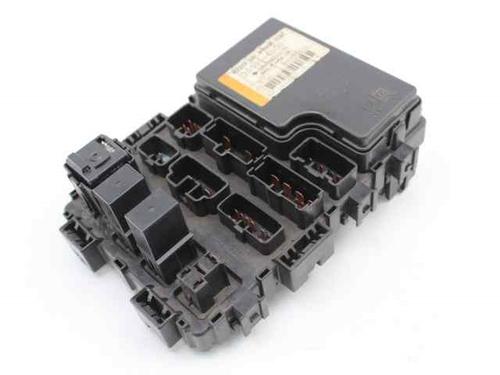 Used Fuse box SUZUKI BALENO Hatchback (EG) 1.3 i 16V (SY413) (85 hp) 19224674