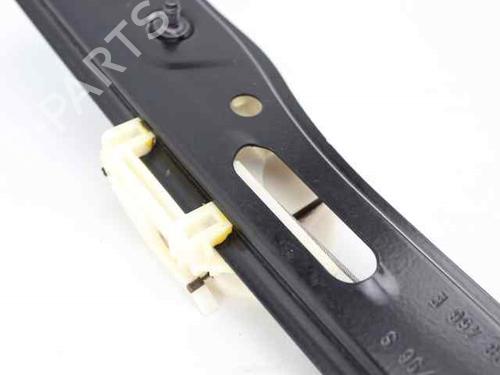 Front right window mechanism BMW 1 (E87) 120 d | BP22940728C23 