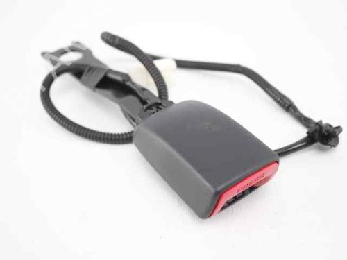 Used Seat buckle TOYOTA AURIS (_E18_) 1.8 Hybrid (ZWE186_, ZWE186R) (136 hp) 19225631