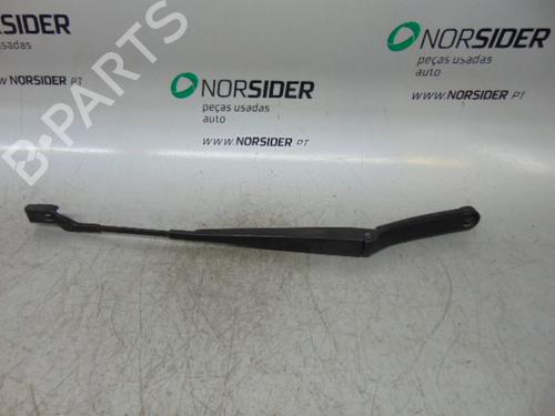 Used Front windshield wiper arm VW GOLF V (1K1) 1.4 16V (80 hp) 21200615