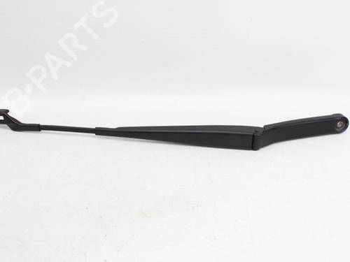Used Front windshield wiper arm VW JETTA III (1K2) 1.9 TDI (105 hp) 19206963