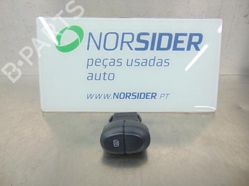 Used Switch RENAULT MEGANE I Coach (DA0/1_) 1.4 16V (DA0D, DA1H, DA0W, DA10) (95 hp) 19200864