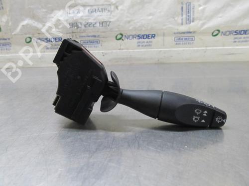 Used Steering column stalk FORD FIESTA V (JH_, JD_) [2001-2014]  19185408