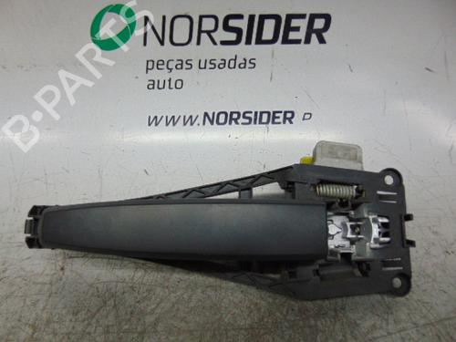 Used Front left exterior door handle OPEL CORSA D (S07) 1.3 CDTI (L08, L68) (75 hp) 19188317