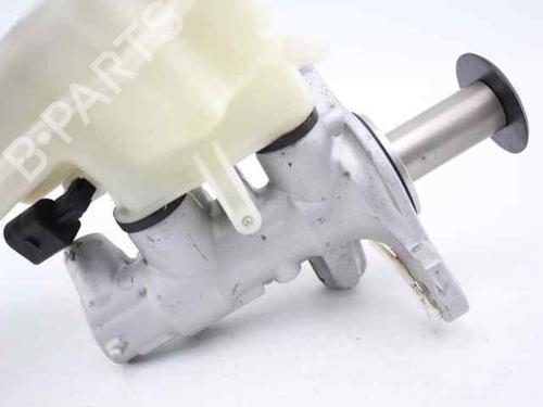 Brake master cylinder SEAT IBIZA V (KJ1, KJG) 1.0 | BP21373858M77 