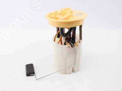 Used Fuel pump FORD FOCUS III [2010-2020]  26038358