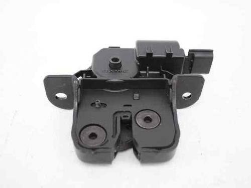 Used Tailgate lock RENAULT MEGANE III Grandtour (KZ0/1) 1.5 dCi (KZ0C, KZ1A) (90 hp) 19243367