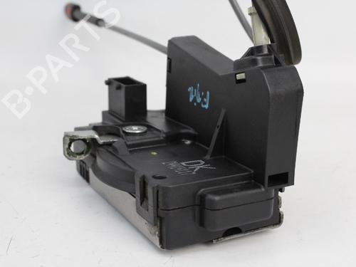 Front right lock OPEL ZAFIRA A MPV (T98) 2.0 DI 16V (F75) | BP19205651C97 