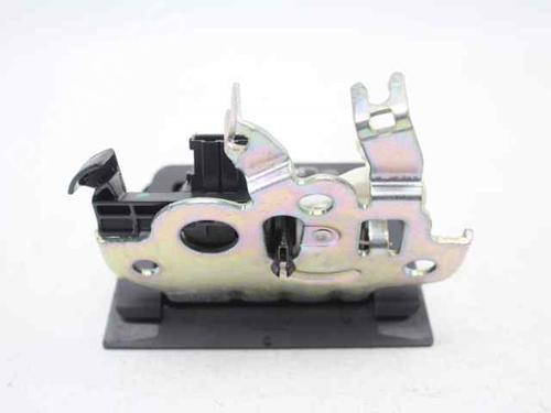 Tailgate lock AUDI A3 Sportback (8VA, 8VF) 1.6 TDI | BP21200204C101 
