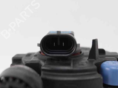 Right front fog light RENAULT CAPTUR I (J5_, H5_) 1.5 dCi 90 (J5N4, J5M5, J5MW, J5M6, J5AL, J5AJ) | BP32005749C31