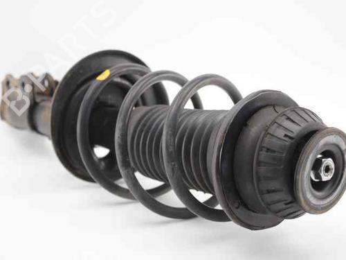 Used Right front shock absorber TOYOTA YARIS (_P13_) 1.0 (KSP130_, KSP130) (69 hp) 19236021