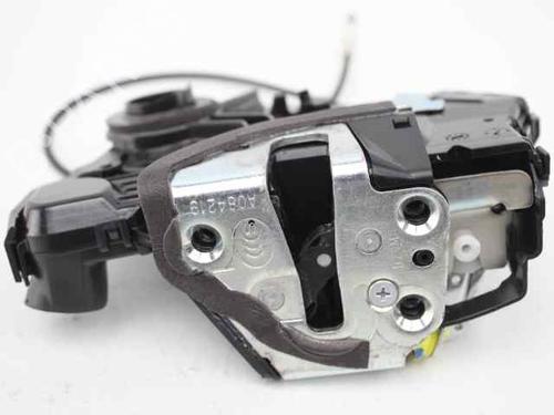 Front left lock TOYOTA VERSO (_R2_) 1.6 (ZGR20_, ZGR20R) | BP19238052C98 
