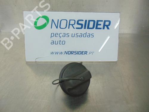 Tapa exterior combustible RENAULT LAGUNA II Grandtour (KG0/1_) 1.9 dCi (KG0G) (120 hp) 19196762