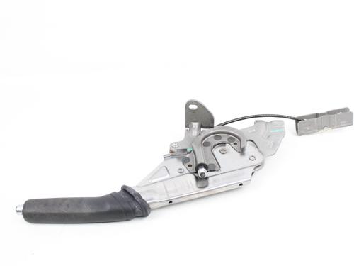 Hand brake TOYOTA AURIS (_E18_) 1.4 D-4D (NDE180_, NDE180R) | BP19209562I18 