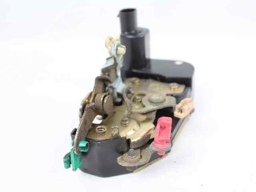 Front right lock CHRYSLER VOYAGER / GRAND VOYAGER III (GS_, NS_) 2.5 TD | BP19218097C97 