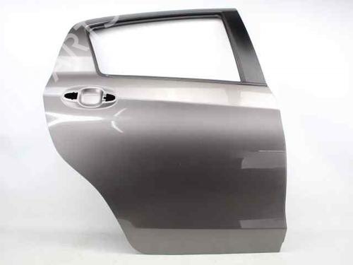 right-rear-door-toyota-yaris-_p13_-2010-2011-2012-2013-2014-2015-2016-2017-2018-2019-2020-36941331 main image