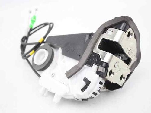 Used Rear right lock TOYOTA YARIS (_P13_) 1.5 (NSP131_) (112 hp) 19228861
