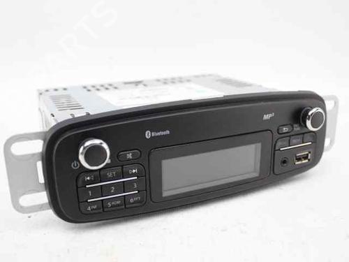 Used Radio RENAULT CLIO IV (BH_) 1.5 dCi 75 (75 hp) 19242951