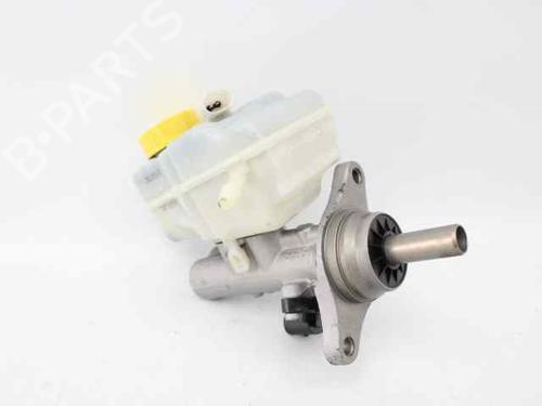 Used Brake master cylinder SKODA FABIA III Estate (NJ5) 1.4 TDI (90 hp) 29017647