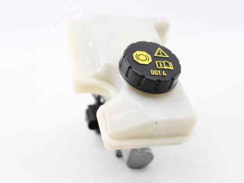 Brake master cylinder SKODA OCTAVIA III Combi (5E5, 5E6) 1.6 TDI | BP25828307M77 