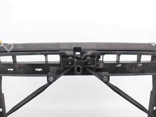 Frontplate/Frontkurv SKODA OCTAVIA III Combi (5E5, 5E6) 1.6 TDI | BP25828333C72 