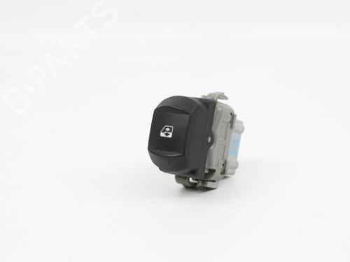 Used Right front window switch RENAULT MEGANE II Estate (KM0/1_) 1.5 dCi (KM0F, KM0T, KM2B) (82 hp) 19205592