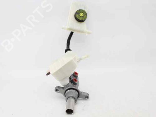 Used Brake master cylinder PEUGEOT 308 SW II (LC_, LJ_, LR_, LX_, L4_) 1.6 HDi / BlueHDi 115 (LCBHXM, LCBHXT) (115 hp) 33223307