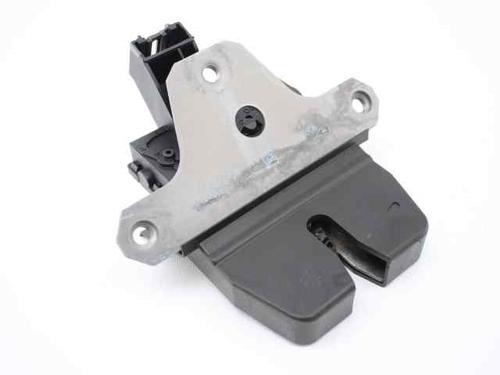 Used Tailgate lock FORD FOCUS III 1.0 EcoBoost (100 hp) 20385988