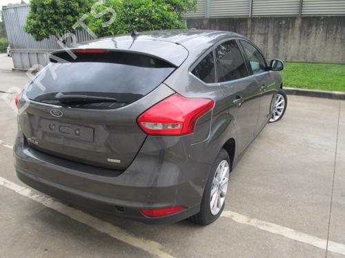 Right front fog light FORD FOCUS III 1.0 EcoBoost | BP37455941C31 - Image 9