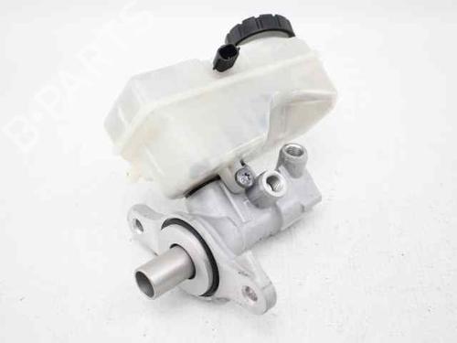 Used Brake master cylinder RENAULT CLIO IV (BH_) 1.5 dCi 75 (75 hp) 21200177