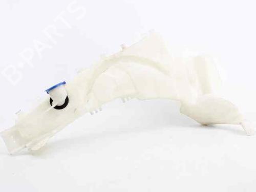 Used Windscreen washer tank FORD FOCUS II (DA_, HCP, DP) [2004-2013]  19224197